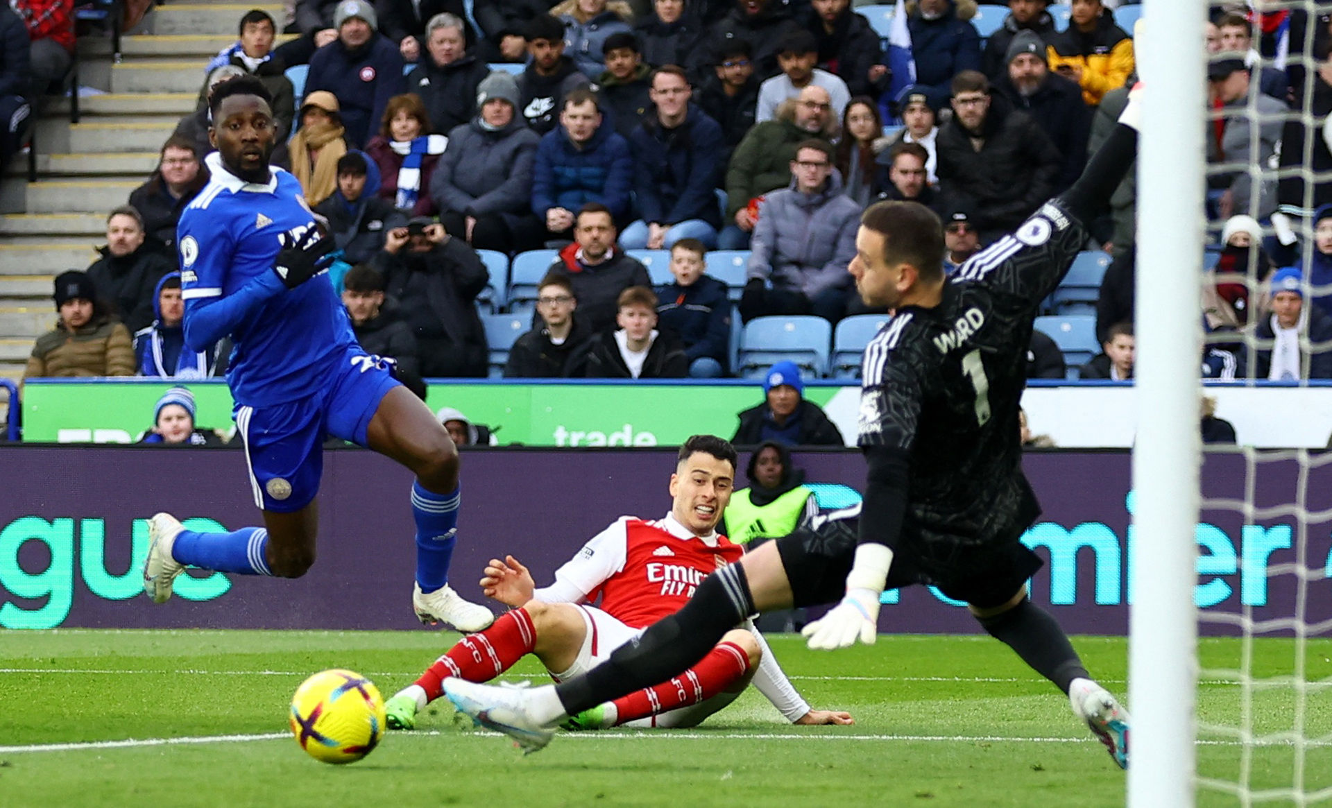 仅影响着巴 仅影响着巴